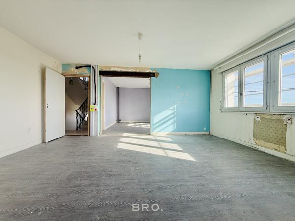 APPARTEMENT T2 DE 40 M² À RÉNOVER – À 1,5 KM DU PORT DE VANNES – SECTEUR GARE / HÔPITAL