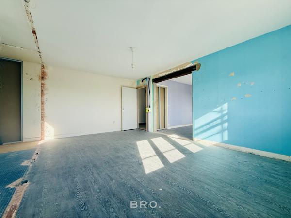 APPARTEMENT T2 DE 40 M² À RÉNOVER – À 1,5 KM DU PORT DE VANNES – SECTEUR GARE / HÔPITAL