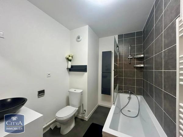 Appartement à louer 2 pièces 44.05m² Croix (59100)