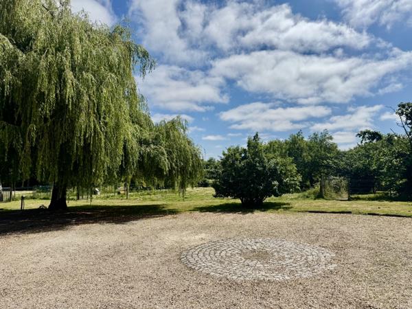 Saint-Paul (33390) Ancienne maison de maître de 290m² avec 200m² de dépendance sur 1,3 Ha de terrain