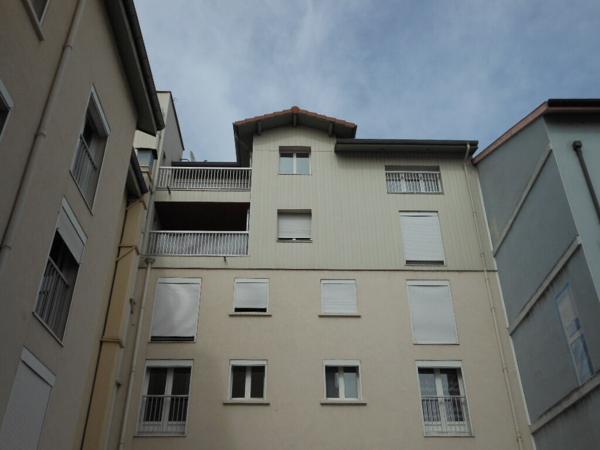 Loue Bourg en Bresse centre T4 avec terrasse quartier calme