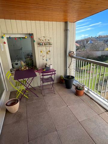 Loue Bourg en Bresse centre T4 avec terrasse quartier calme