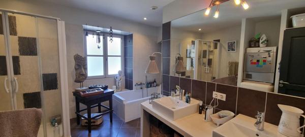 Appartement  4 pièce(s) 120 m2