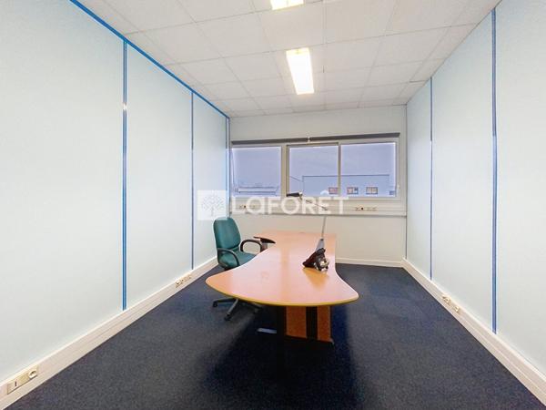Location bureau Quincy-Voisins - 160 m² - 1 000 €/mois