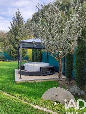 Maison à vendre 14 pièces 240 m² Cénac-et-Saint-Julien