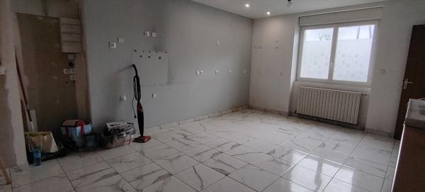 Maison à vendre 6 pièces SAINT JOUIN DE MARNES (79)