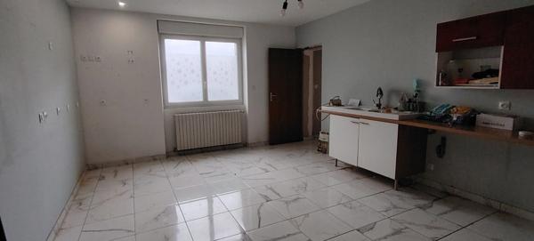 Maison à vendre 6 pièces SAINT JOUIN DE MARNES (79)