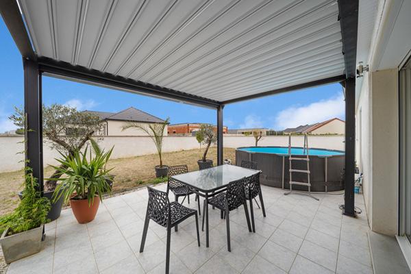 À VENDRE -Belle maison récente de plain-pied -135m2 - 4 chambres avec dressings -Terrain piscinable