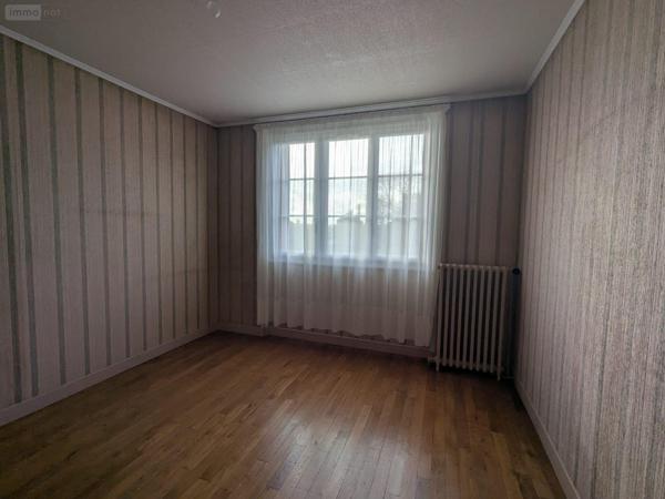 Maison de ville à vendre à Nogent-le-Rotrou dans l'Eure-et-Loir (28400), ref : 11247/267 Maison de ville à vendre à Nogent-le-Rotrou dans l'Eure-et-Loir (28400), ref : 11247/267 Maison de ville à vendre à Nogent-le-Rotrou dans l'Eure-et-Loir (28400), ref : 11247/267