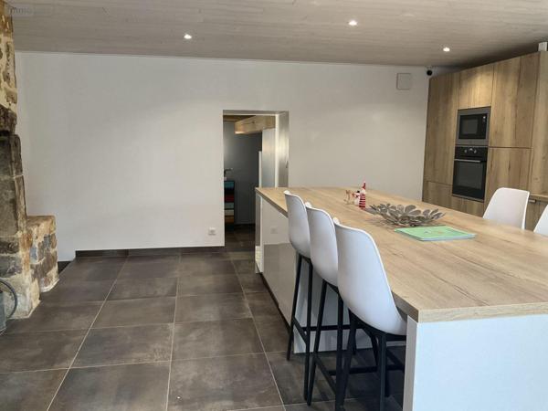 Maison à vendre à Sarlat-la-Canéda en Dordogne (24200), ref : 46041/398