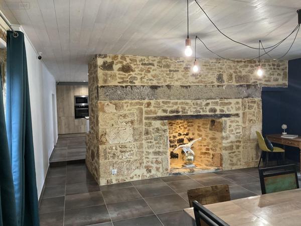 Maison à vendre à Sarlat-la-Canéda en Dordogne (24200), ref : 46041/398