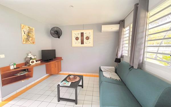 Appartement à vendre    2 pièces • 26 m2 Grand-Bourg