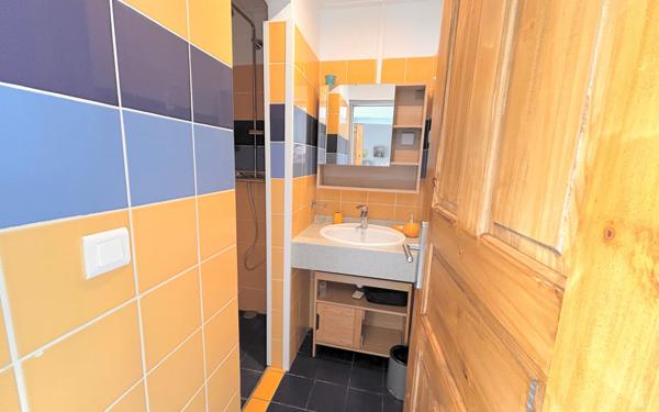 Appartement à vendre    2 pièces • 26 m2 Grand-Bourg