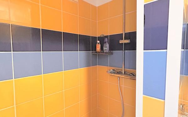 Appartement à vendre    2 pièces • 26 m2 Grand-Bourg