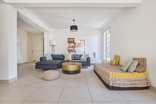 Aix-en-Provence - Maison avec jardin, piscine et garage