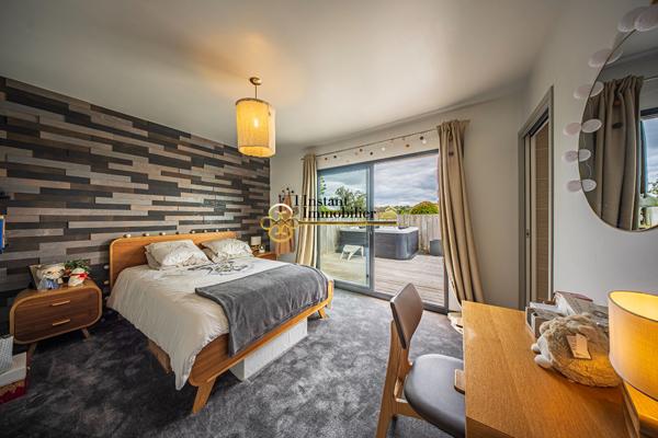 Villa Saint Michel En Greve 6 pièce(s) 151 m2