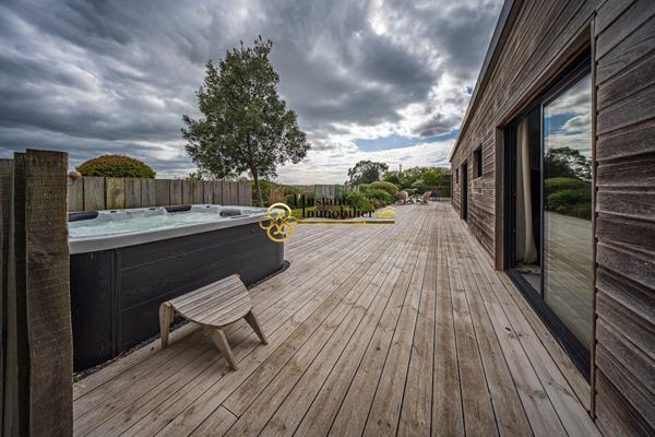 Villa Saint Michel En Greve 6 pièce(s) 151 m2