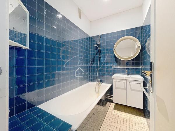 APPARTEMENT 4 pièces avec cave, une réserve et 2 parkings