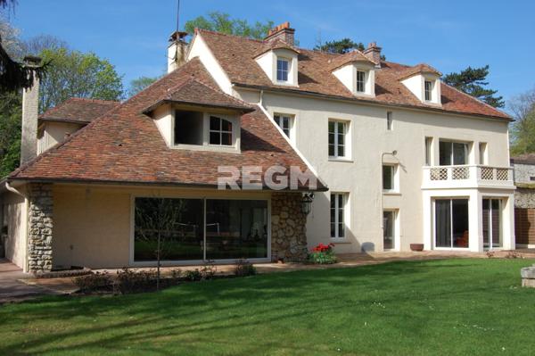 Varennes-Jarcy (91480) Magnifique demeure