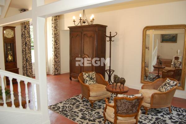 Varennes-Jarcy (91480) Magnifique demeure