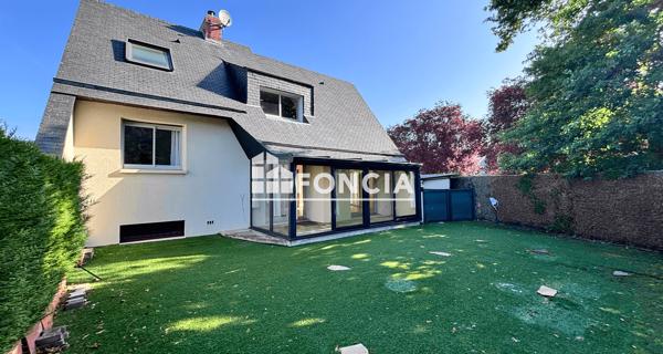 À vendre Maison 7 pièces 151 m² - Chartres-de-bretagne 35131