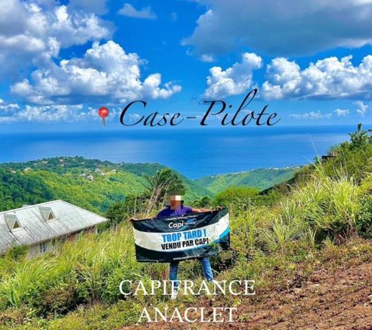 Dpt Martinique (972), à vendre CASE PILOTE terrain de 898 m2 Vue Mer !
