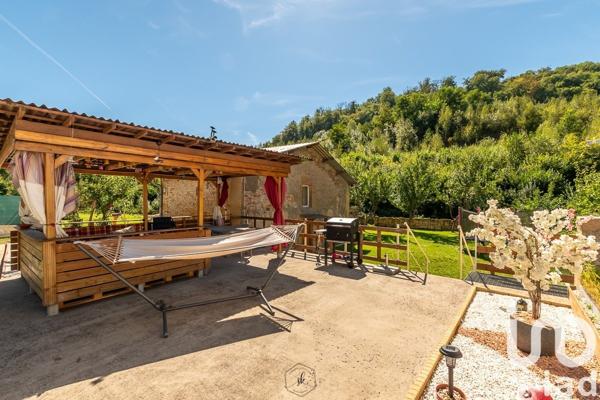 Maison de village 7 pièces de 151 m² à Moyeuvre-Grande (57250)