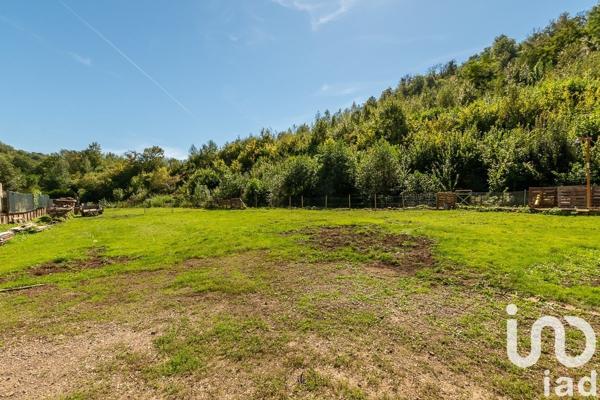 Maison de village 7 pièces de 151 m² à Moyeuvre-Grande (57250)