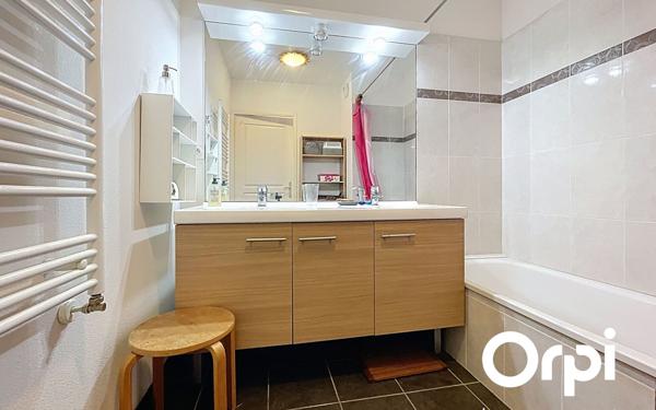 Appartement à vendre    3 pièces • 64,05 m2 Villeurbanne