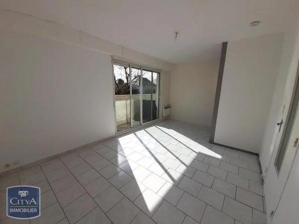 Appartement à louer 1 pièce 23.33m² Tours (37100)