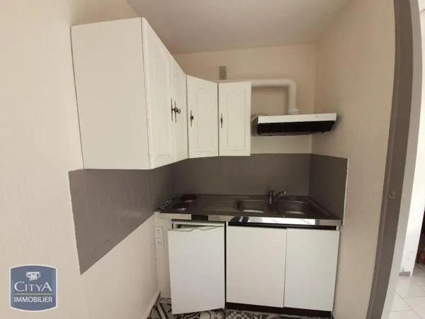 Appartement à louer 1 pièce 23.33m² Tours (37100)