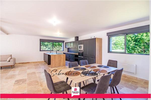 maison contemporaine de plain-pied avec 3 chambres- garage-beau terrain