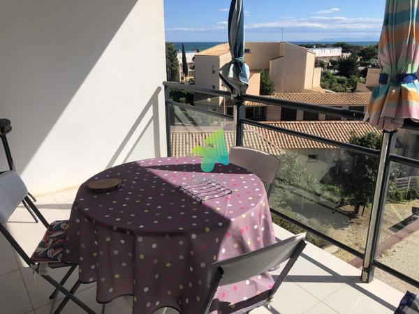 Appartement T3 Terrasse dans les Bas de Saint Pierre la Mer