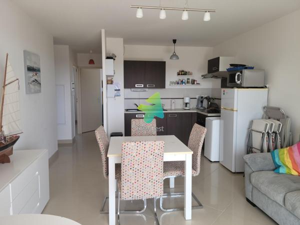 Appartement T3 Terrasse dans les Bas de Saint Pierre la Mer