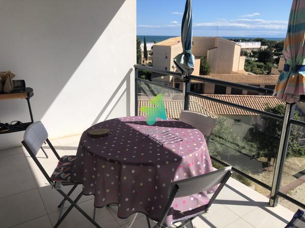 Appartement T3 Terrasse dans les Bas de Saint Pierre la Mer
