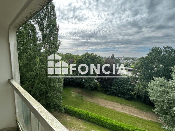 Location Studio 29.38 m² - Rennes 35700