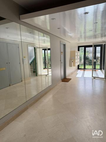 Appartement à vendre 3 pièces 63 m² Courbevoie