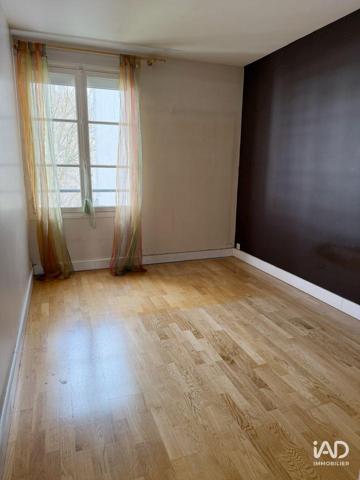Appartement à vendre 3 pièces 63 m² Courbevoie