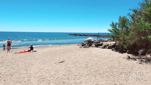 VILLA D'ARCHITECTE A MOINS DE 100 METRES DES PLAGES Vias Plage (34450)