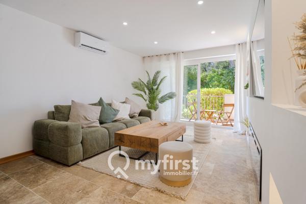 Toulon (83200) Appartement contemporain avec piscine et tennis.