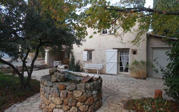 Maison à vendre    7 pièces •  Aups