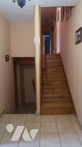 Quartier calme, 1,7km du CENTRE-VILLE, MAISON TBE rénovée et agrandie en 2002, env. 130m2 hab.,...