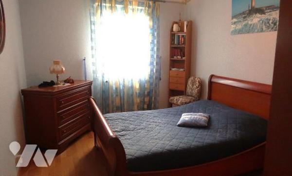 Quartier calme, 1,7km du CENTRE-VILLE, MAISON TBE rénovée et agrandie en 2002, env. 130m2 hab.,...