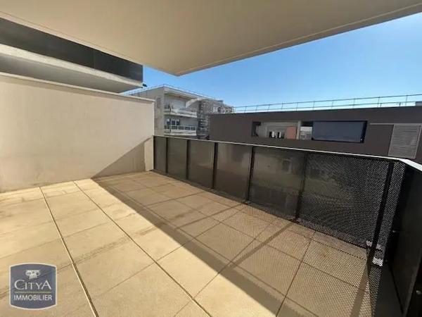 Appartement à louer 4 pièces 85.71m²