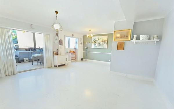 Appartement à vendre    4 pièces • 75 m2 Six-Fours-les-Plages