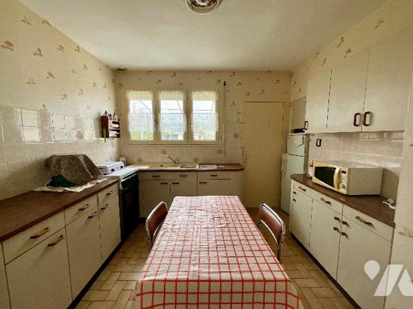 CHATEAU-RENAULT (37110) - Maison de plain-pied de 73 m² avec jardin