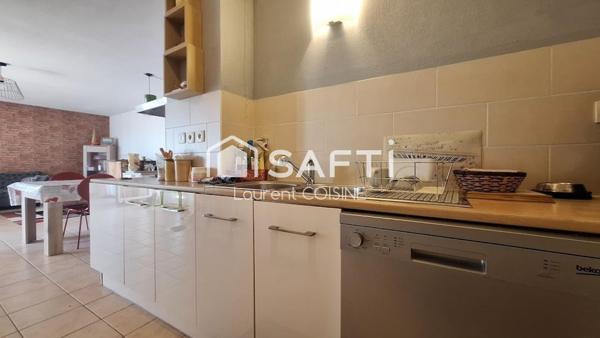 Appartement familial avec vue imprenable sur Notre Dame de la Garde-Grand T3 avec balcon et parking