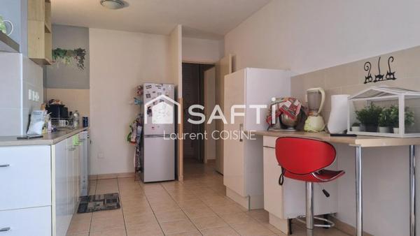 Appartement familial avec vue imprenable sur Notre Dame de la Garde-Grand T3 avec balcon et parking