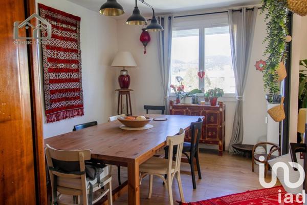 Appartement à vendre 4 pièces 81 m² Hyères