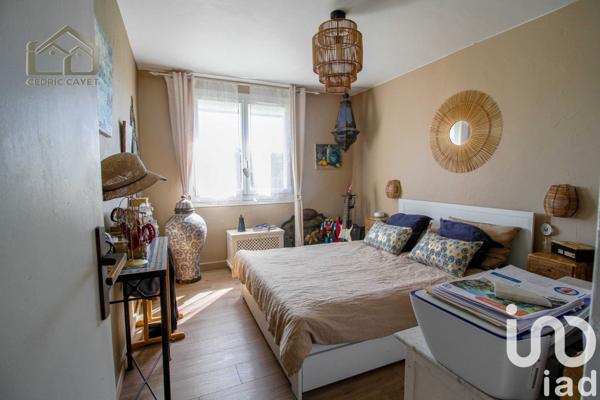 Appartement à vendre 4 pièces 81 m² Hyères